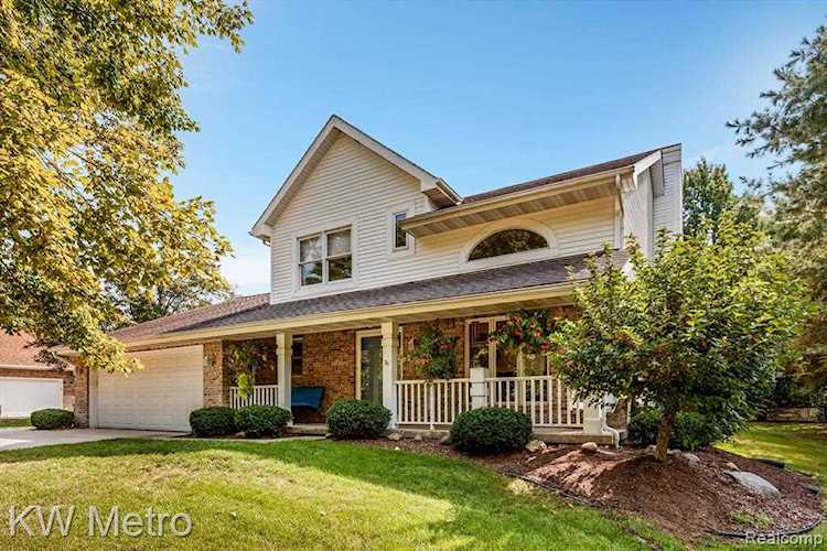 11718 Liberty Woods Washington, MI 48094