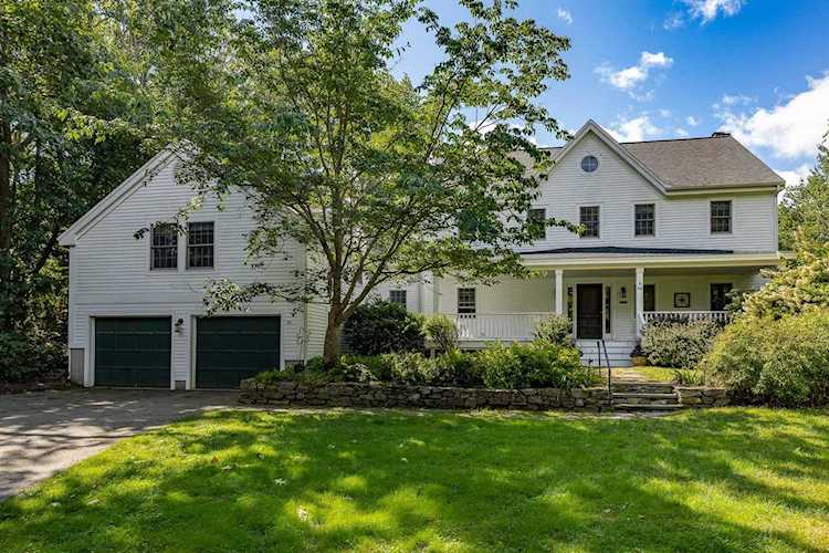 54 Neals Ln New Castle, NH 03854