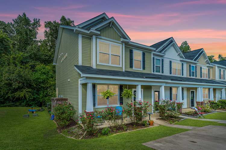 9101 Parlor Dr Ladson, SC 29456