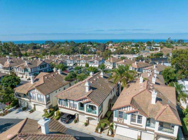 418 Bay Berry Place Encinitas, CA 92024