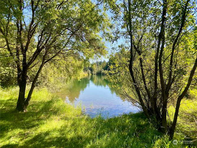 20 E North Lake Dr Shelton, WA 98584