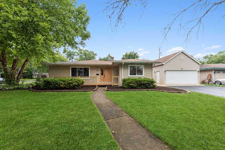 720 S Merle Ln Wheeling, IL 60090 | MLS 11614460 Photo 1