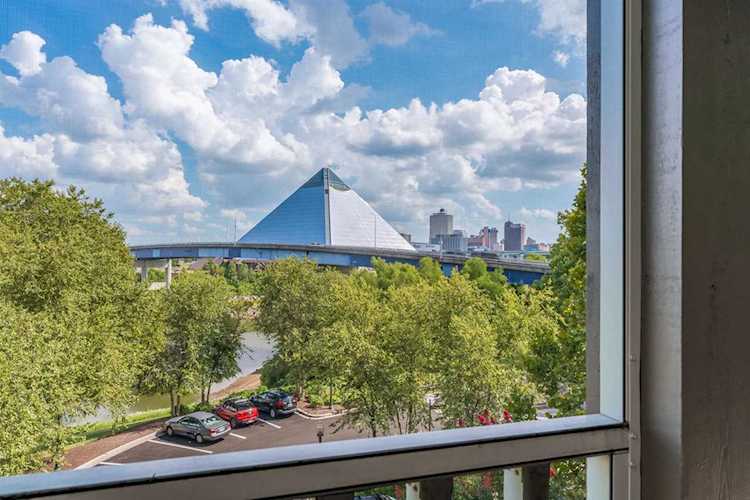 680 Harbor Bend Rd Memphis TN 38103 | Regatta At Harbor Town Landing subdivision Photo 1