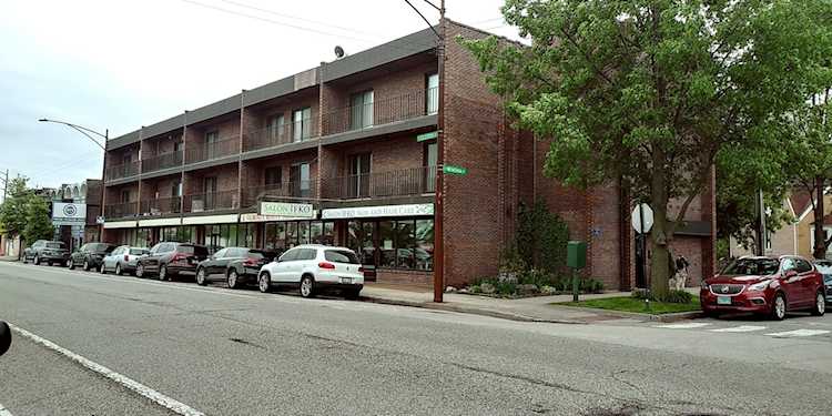 4901 W Winona St #3-A Chicago, IL 60630