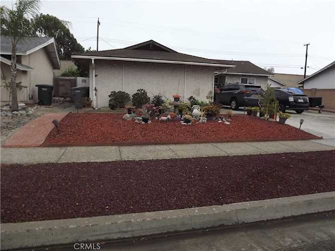 6450 Flamingo Dr Buena Park, CA 90620