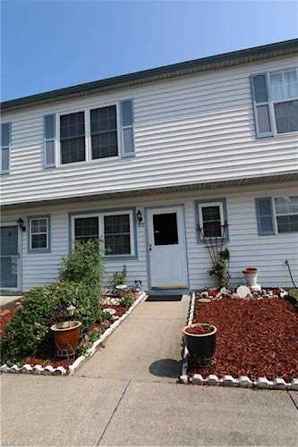 316 Gaylor Ln Newport News, VA 23602