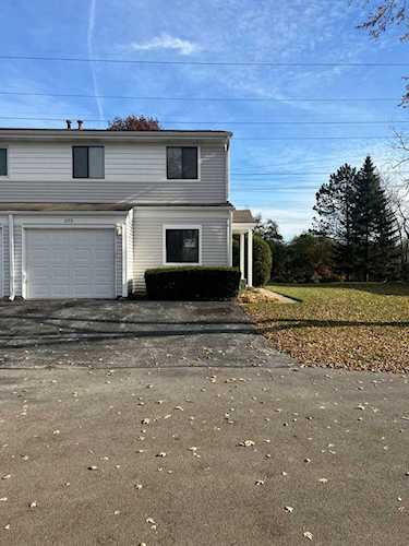 275 London Place Wheeling, IL 60090