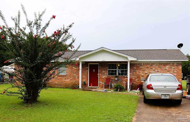 5305 Catalina St Pace, FL 32571 | MLS 611845 Photo 1
