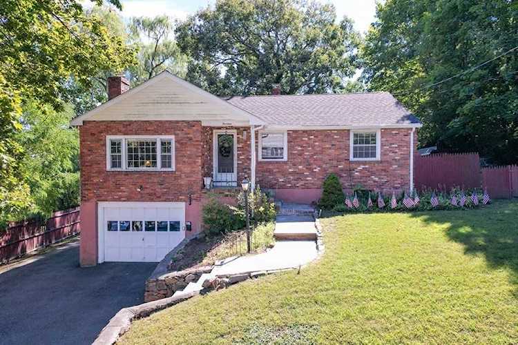 14 Harvard Street Ext Woburn, MA 01801