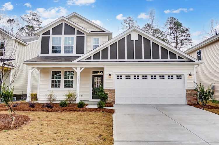 5028 Colline Ct Charlotte, NC 28216 | MLS 3906198 Photo 1