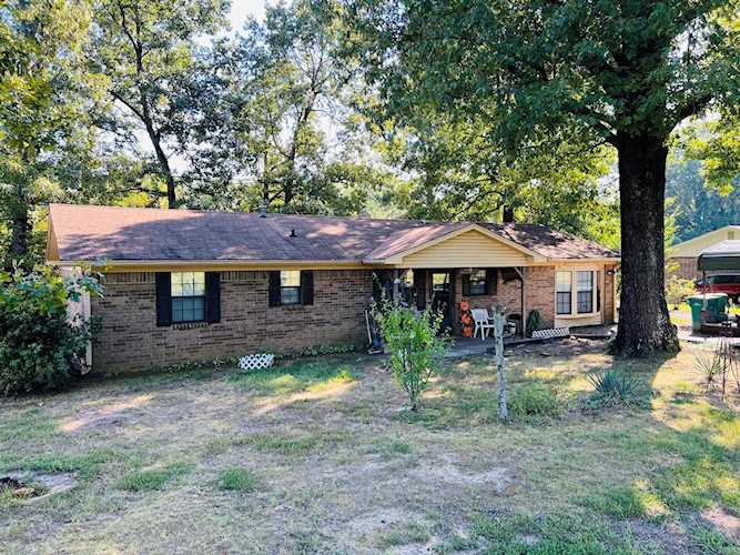3804 E 5th Russellville, AR 72802