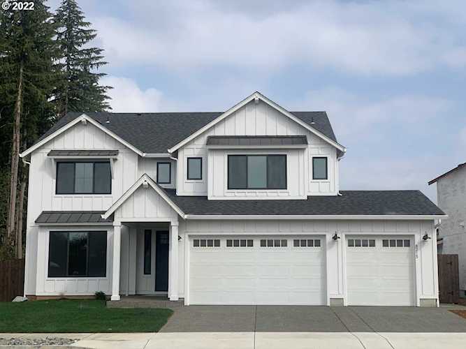 8215 NE 168th PL Vancouver, WA 98682