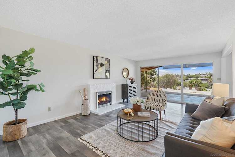 1554 Angelus Ave Lemon Grove, CA 91945