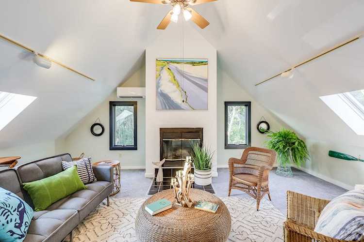 10 Seashore Park Drive Provincetown, MA 02657