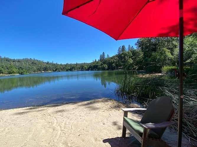 12523 Woodlake Road Grass Valley, CA 95949