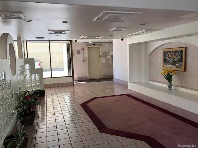 780 Amana Street #204 Honolulu, HI 96814