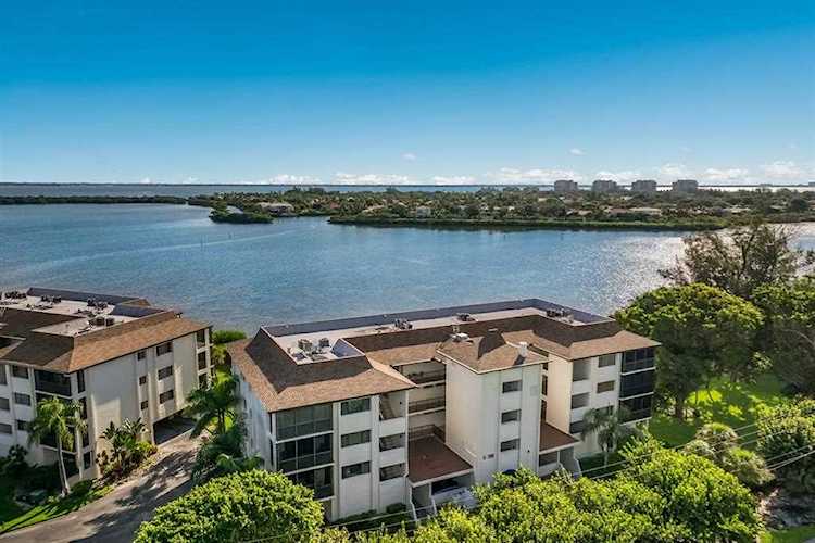 3500 Gulf of Mexico Dr #101 Longboat Key, FL 34228