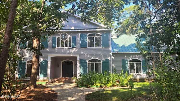 9177 Ridge Road Gulfport, MS 39503