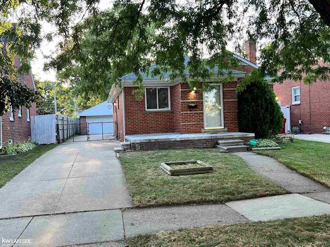 23025 Oakwood, Eastpointe, MI 48021 in Hopp & Nevilles Halfway Village Eastpointe|Macomb MLS# 50090289 Photo 1