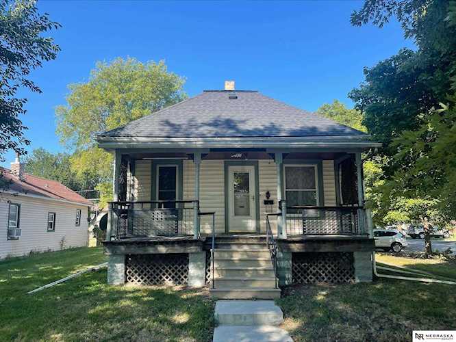 1045 N 9th St Lincoln, NE 68508