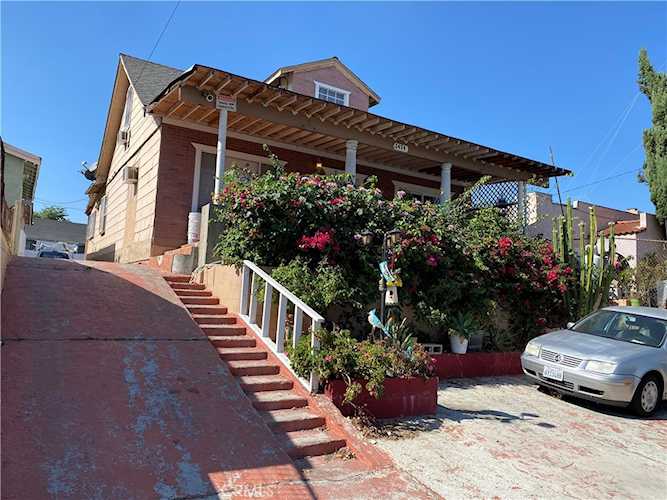 2474 E 7th St East Los Angeles, CA 90023
