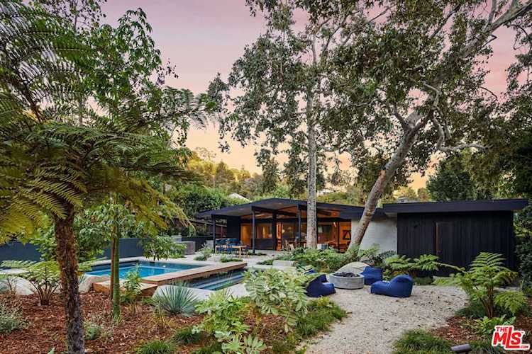 871 Leonard Rd Los Angeles, CA 90049