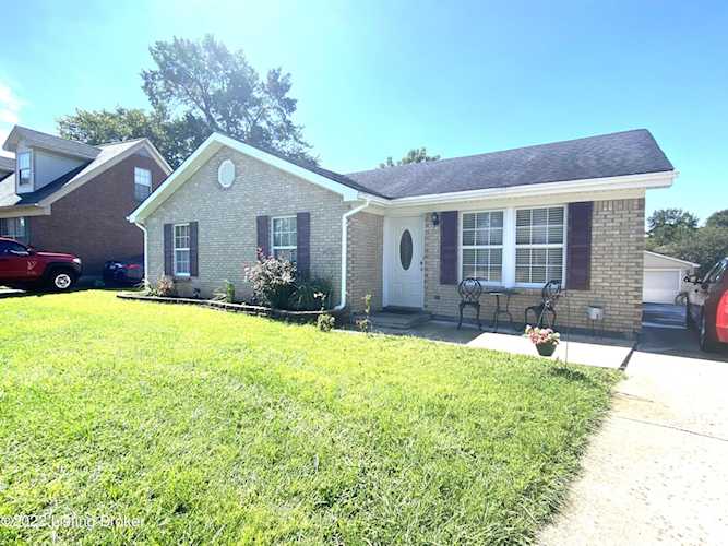 3110 Pine Trace Ct Louisville, KY 40272