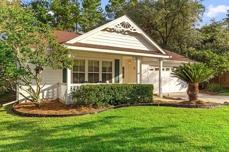 2834 Dumont Dr. Tallahassee, FL 32312 in Killearn Commons Photo 1