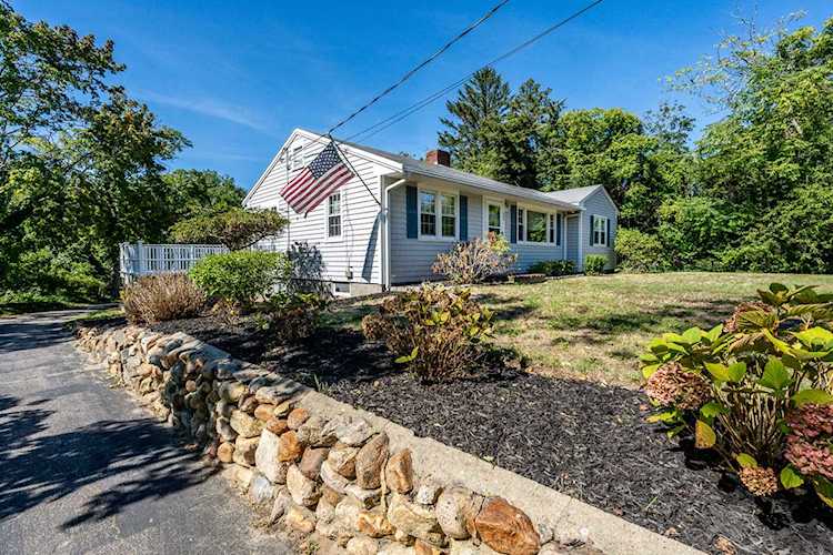 890 Route 6A Dennis, MA 02638 | MLS 22205003 Photo 1