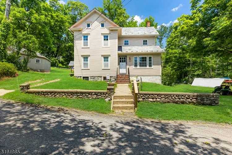 2 Ash Rd Blairstown Twp., NJ 07832 | MLS 3793107 Photo 1