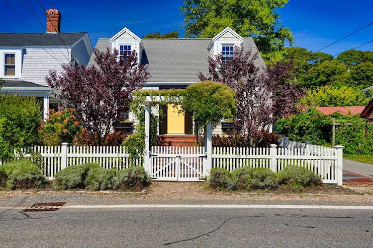 240-1/2 Bradford Street Provincetown, MA 02657