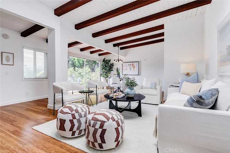 1170 Shelley St Manhattan Beach, CA 90266