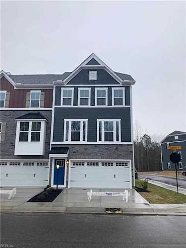 937 Gabion Way Chesapeake, VA 23323