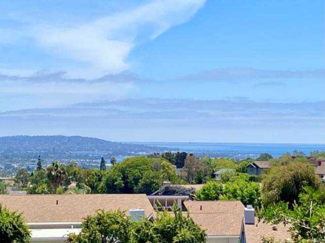 5495 Caminito Rosa La Jolla, CA 92037