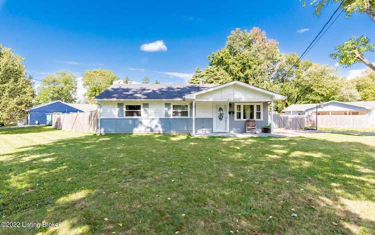 9605 El Prado St Louisville, KY 40272