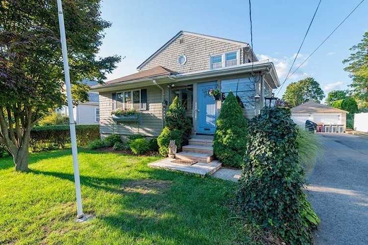 70 Evans St Weymouth, MA 02191