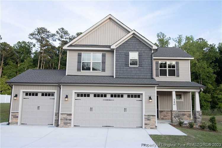 140 Edgefield Dr Sanford, NC 27332 | MLS 692563 Photo 1