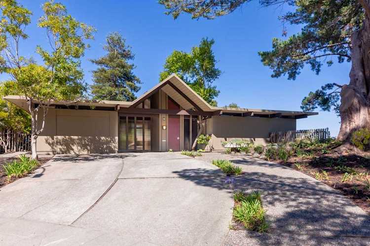 8 Mariposa Ct Burlingame, CA 94010