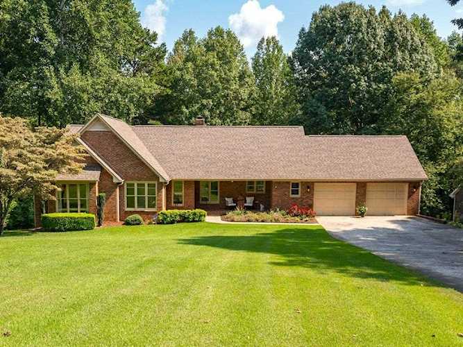 518 Lakewinds Blvd Inman, SC 29349
