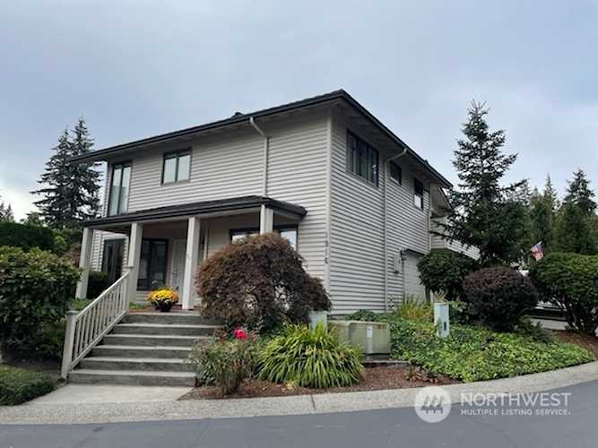 1916 Mill Fern Dr SE #3-1 Mill Creek, WA 98012