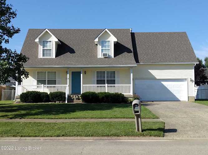 145 Clear Lake Dr Shepherdsville, KY 40165