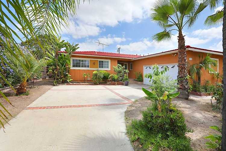 2122 S Spinnaker St Anaheim, CA 92802