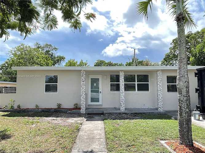 Address Withheld Fort Lauderdale, FL 33311