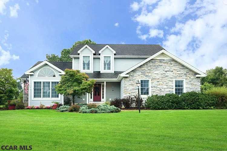 2404 Cobble Court State College, PA 16803