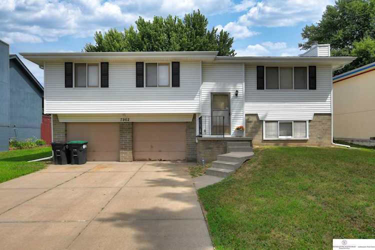 7962 Curtis Ave Omaha, NE 68134 | MLS 22217964 Photo 1