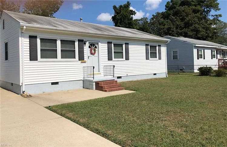 1205 78th St Newport News, VA 23605