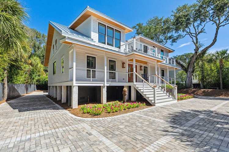 223 Forest Trail Isle Of Palms, SC 29451