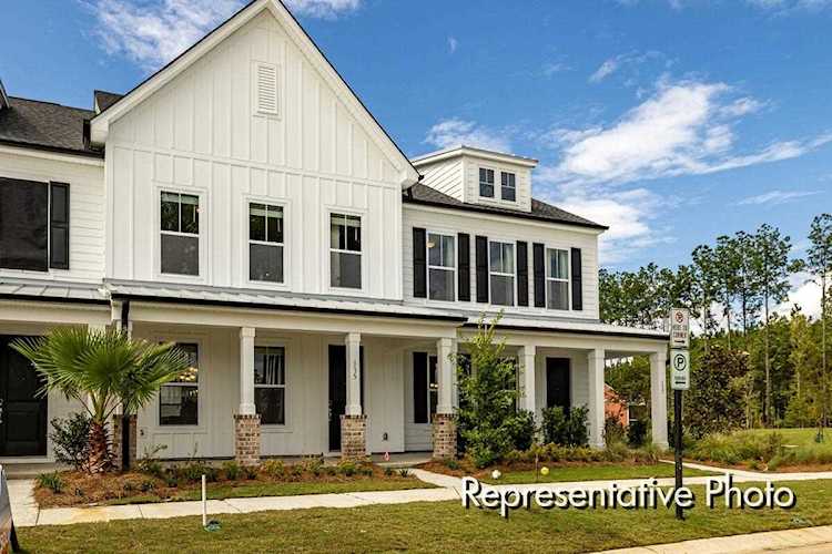 123 Summer Tanager Dr Ravenel, SC 29470