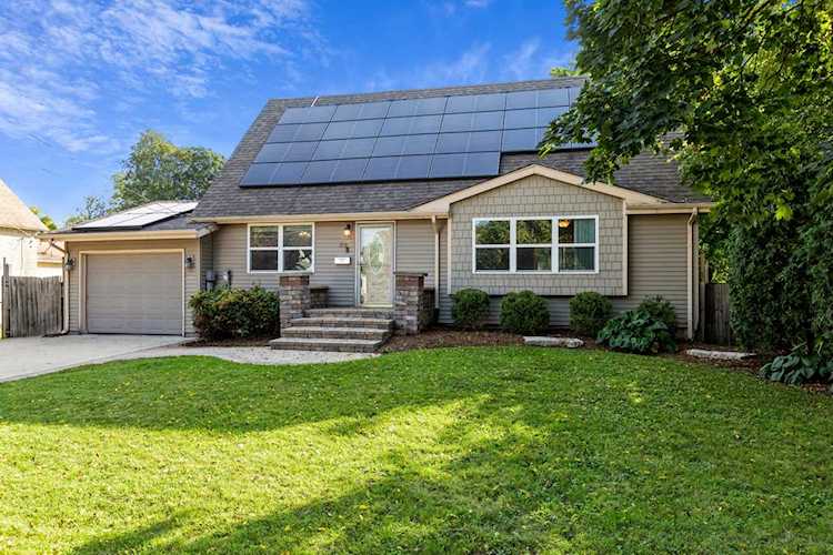 PHOTOS & DETAILS: 219 N Ann St, Marengo, IL 60152 For Sale - MLS #11629127 - Photos, Virtual Tour, School Info - Real Estate Listing Info Photo 1