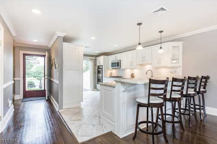 64 Vacca Dr West Orange Twp., NJ 07052